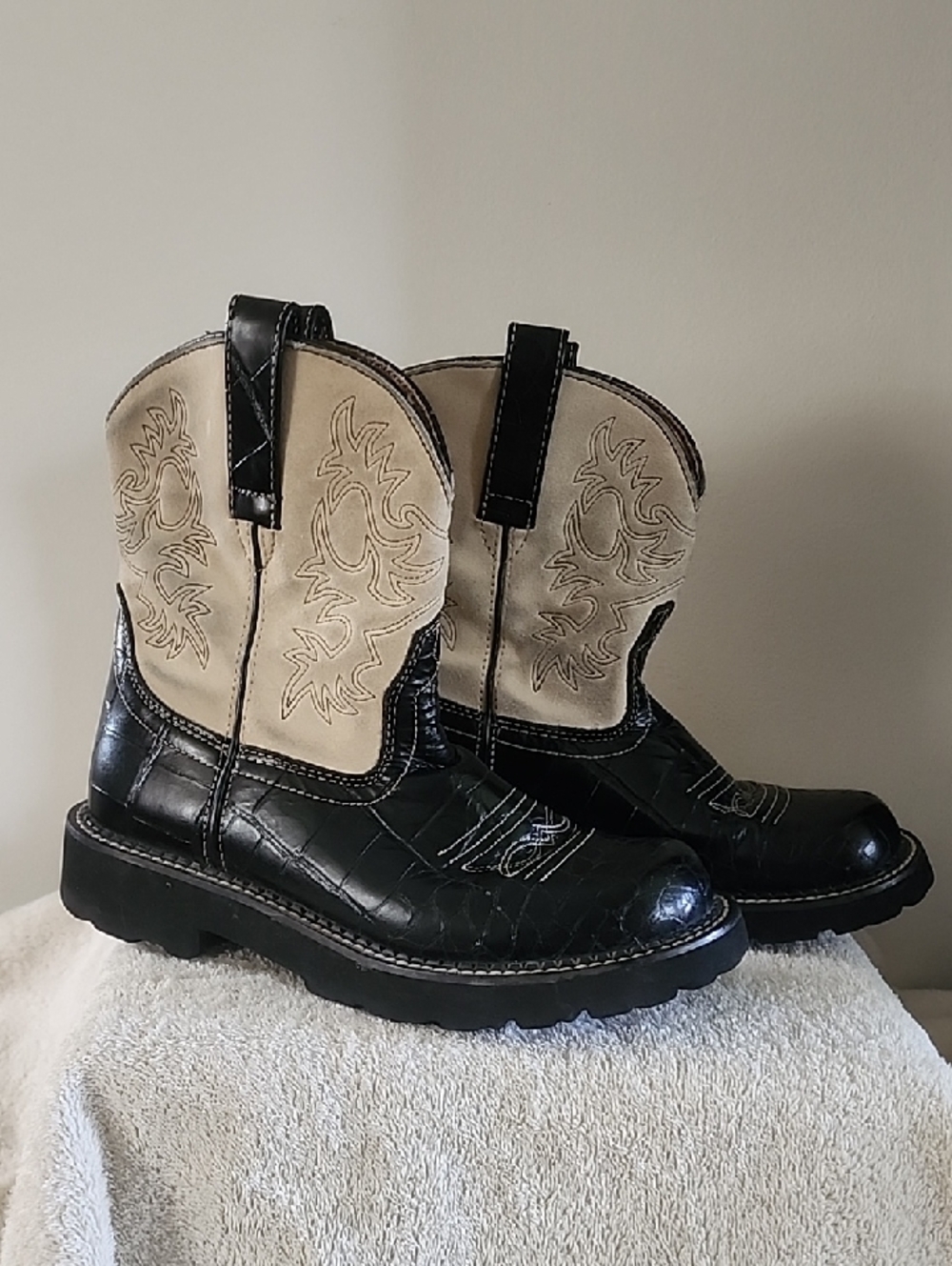 Ariat Two-Tone Black and Cream Fat Baby Heeled Cowboy Boots